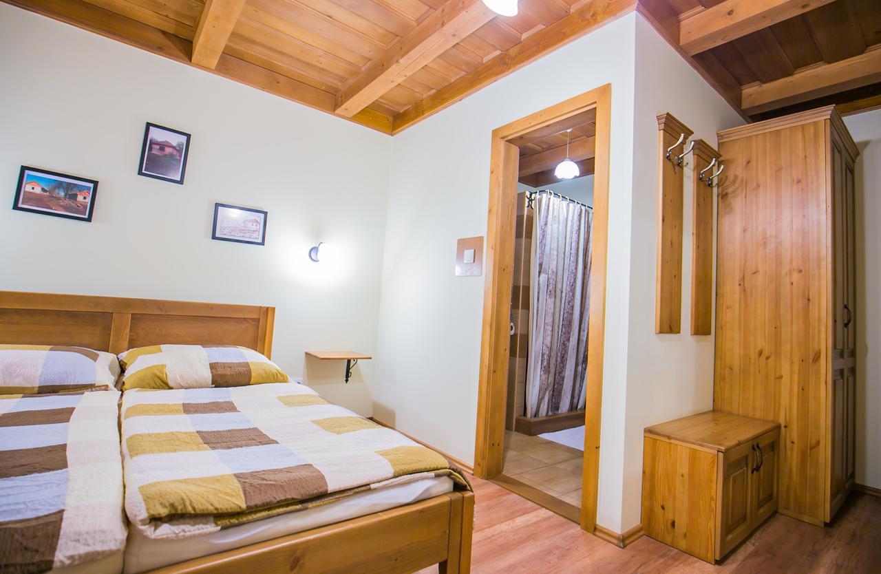 Tóth Vendégház és Apartmanház Újfehértó Exterior foto